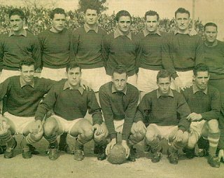 Central Córdoba, campeón de Primera B de 1957. Arriba: R.Valenti, A.Palminteri, R.Rivoiro, D.Alvarez, E.Villagra, M.Szubert Abajo: R.Ráccaro, I.López, F.Cecchini, L.Vizzo, A.Delogú.