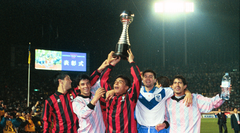 Vélez en la cima del mundo